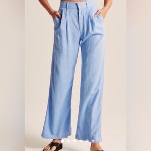 Abercrombie Women’s Linen trousers